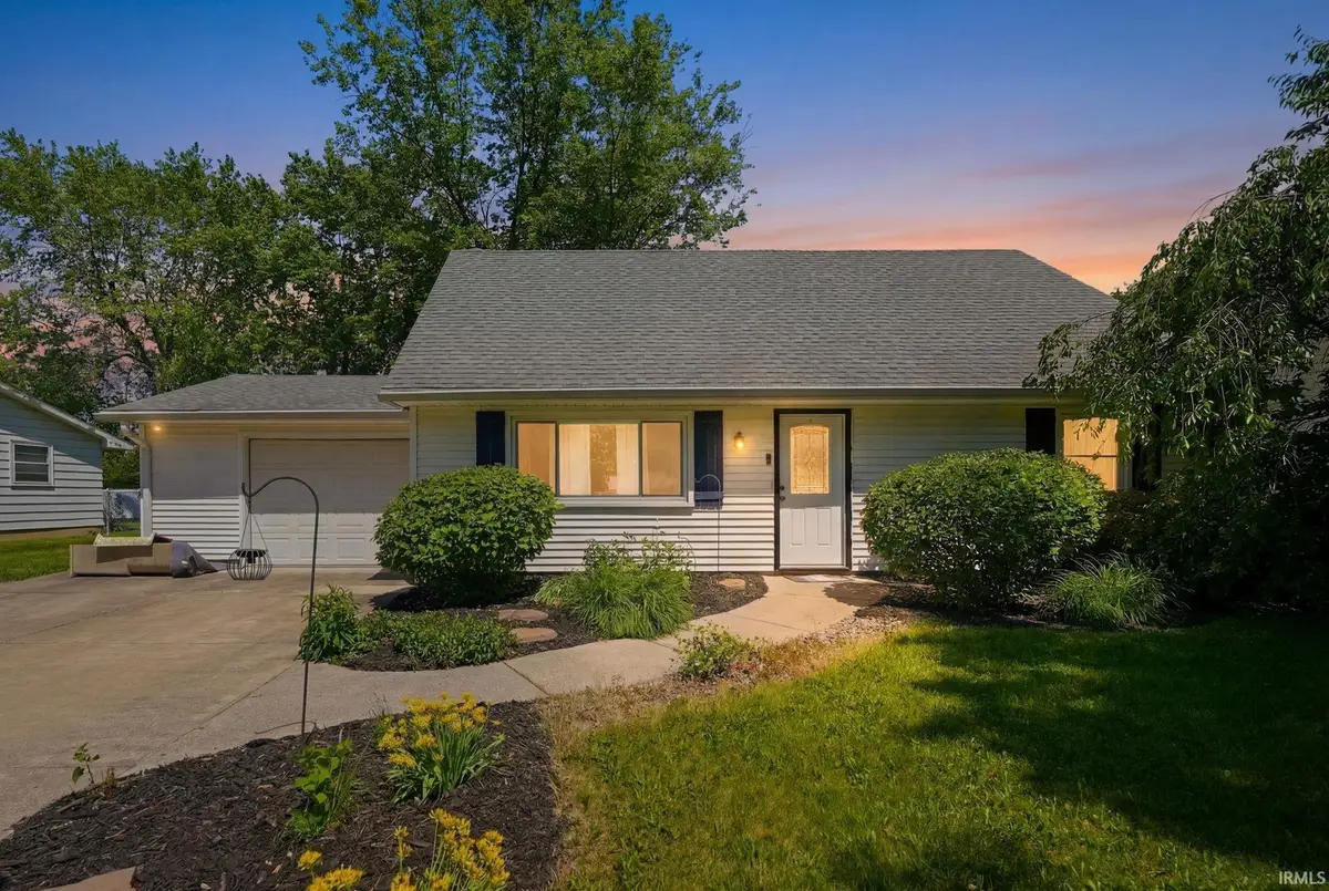 4016 Beaverbrook Drive, Fort Wayne, IN 46815 - #1