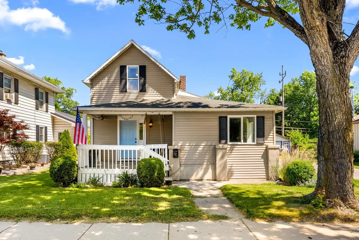 760 E Market Street, Nappanee, IN 46550 - #1