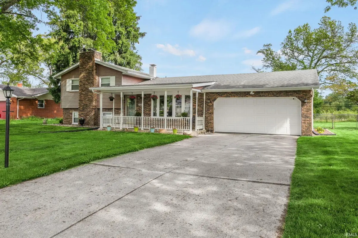 11325 Idlewood Drive, Osceola, IN 46561 - #1
