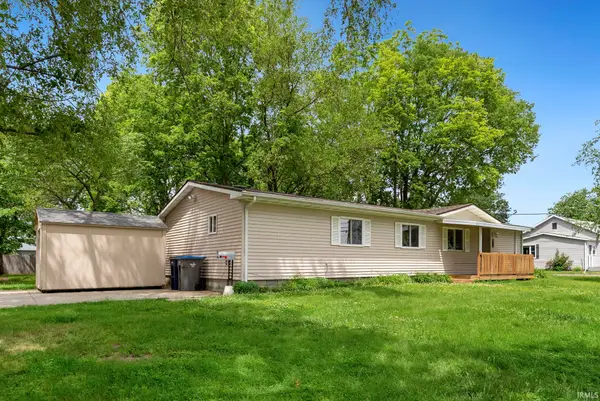 1047 E Smith Street, Warsaw, IN 46580