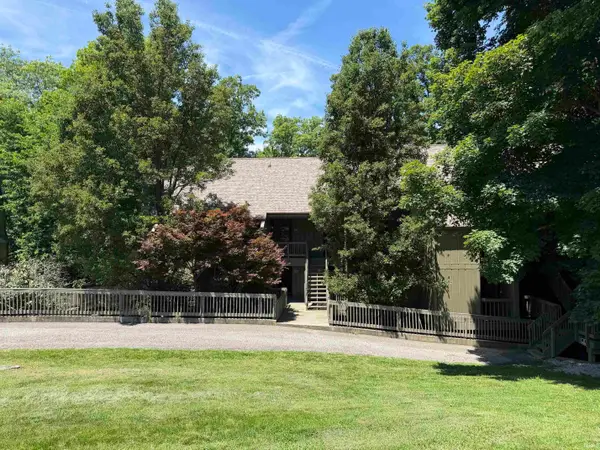 9316 S Lake Ridge Drive, Bloomington, IN 47401
