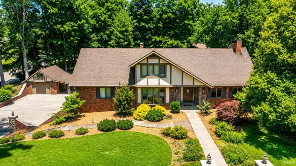 1920 E Hillbrook Drive, Jasper, IN 47546