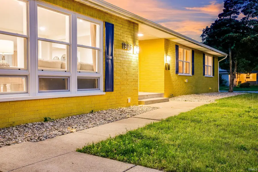 1906 Corby Boulevard, South Bend, IN 46617 - #2