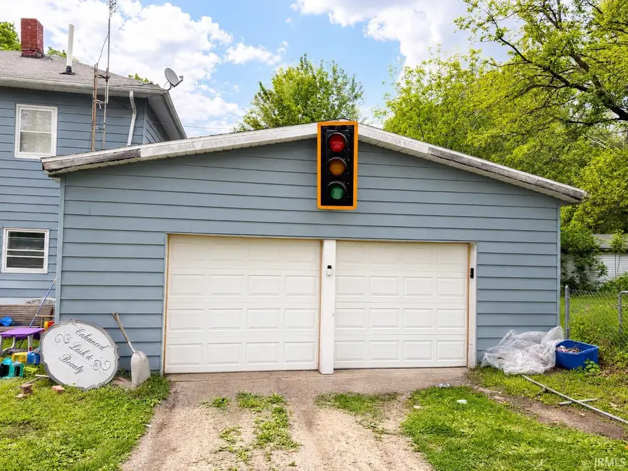 95 S Maple Street, Andrews, IN 46702 - #2