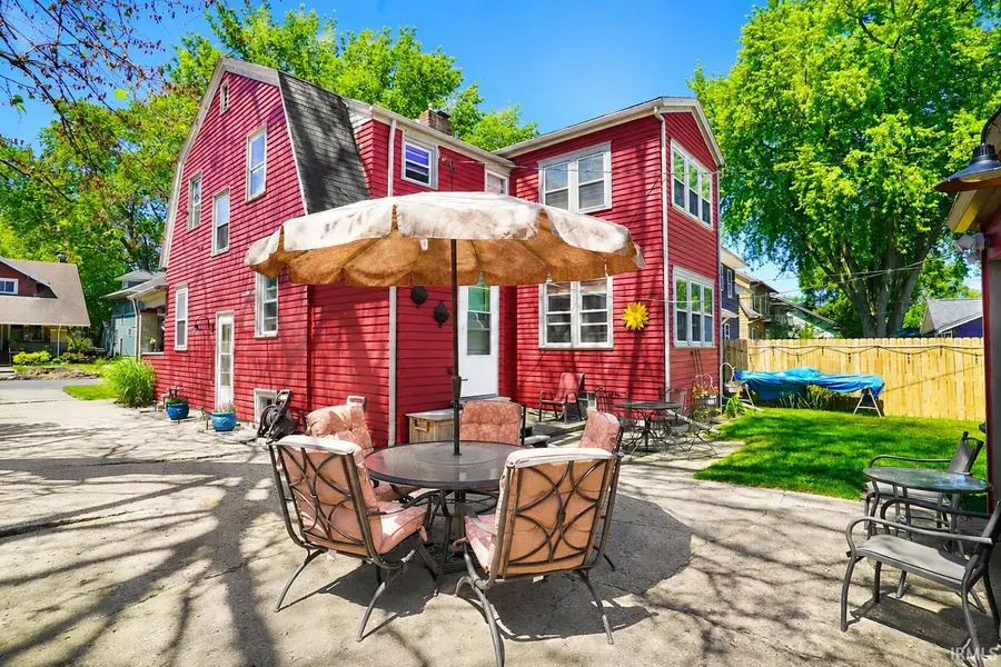 556 River Avenue, South Bend, IN 46601 - #3