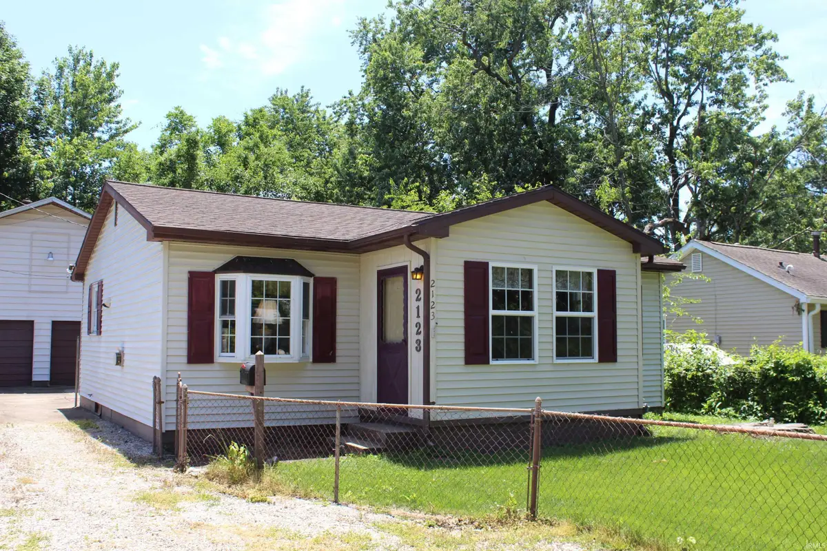2123 Cass Avenue, Evansville, IN 47714 - #1