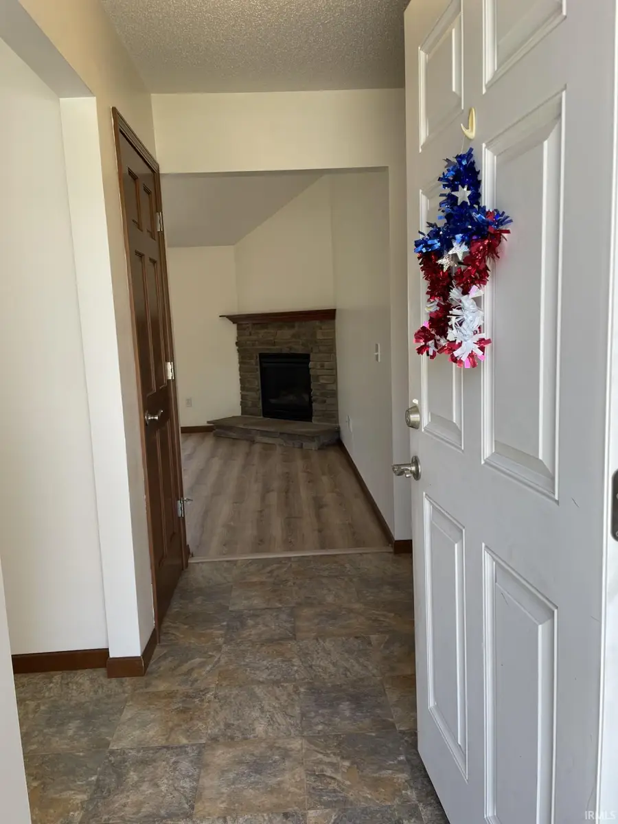 1702 Midsummer Night Cove, Fort Wayne, IN 46818 - #3