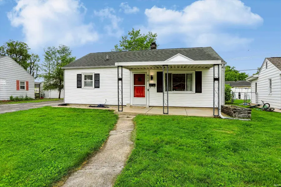 913 N Oxford Drive, Marion, IN 46952 - #3
