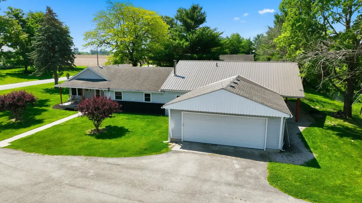 2376 S 300 East, Huntington, IN 46750 - #1