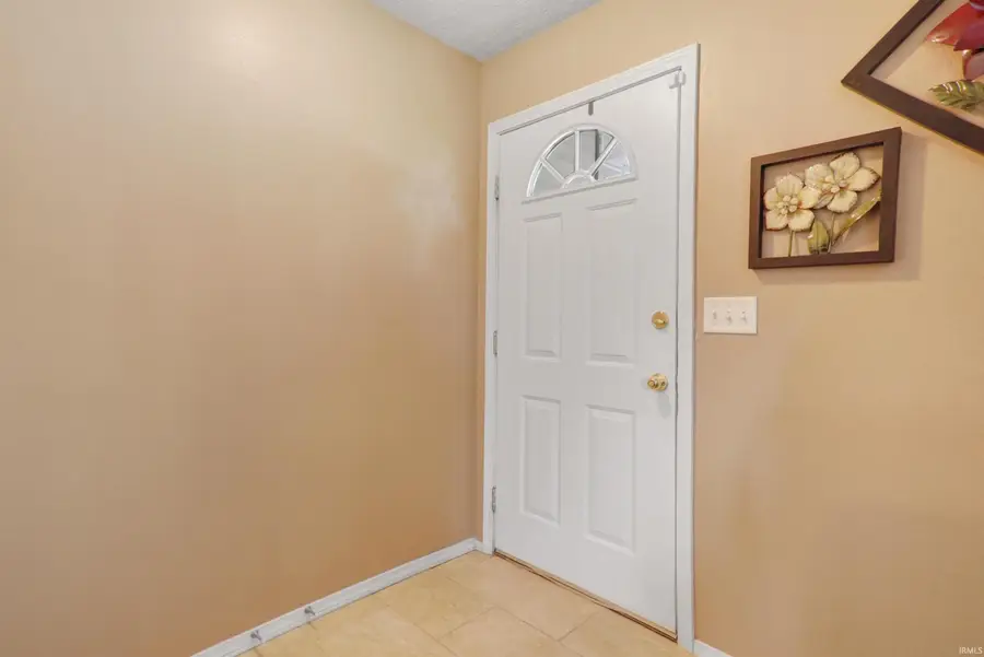 2839 O'hunter Avenue, Newburgh, IN 47630 - #3