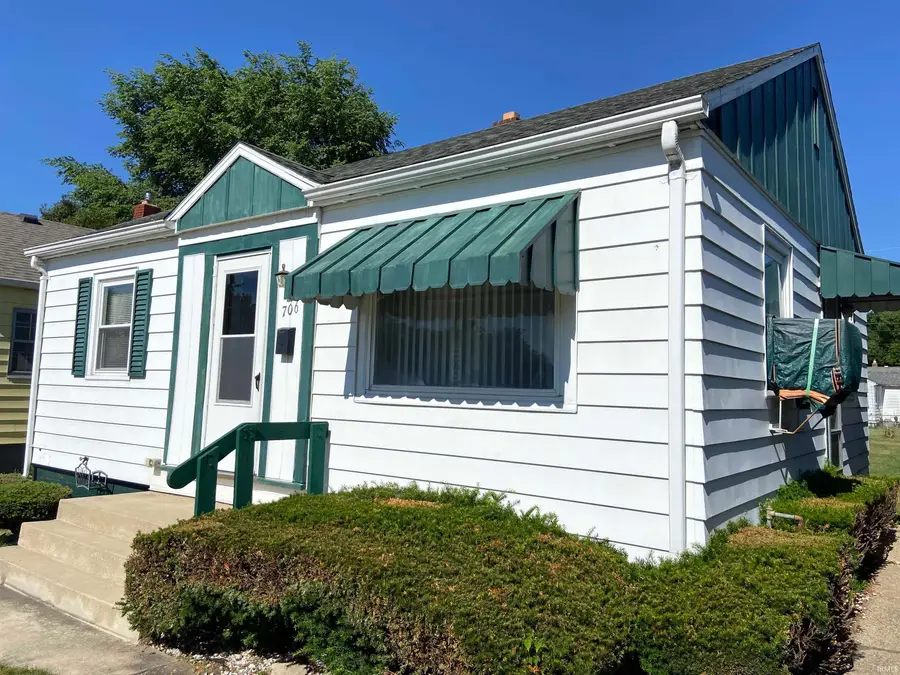 706 S Lake Street, South Bend, IN 46619 - #3