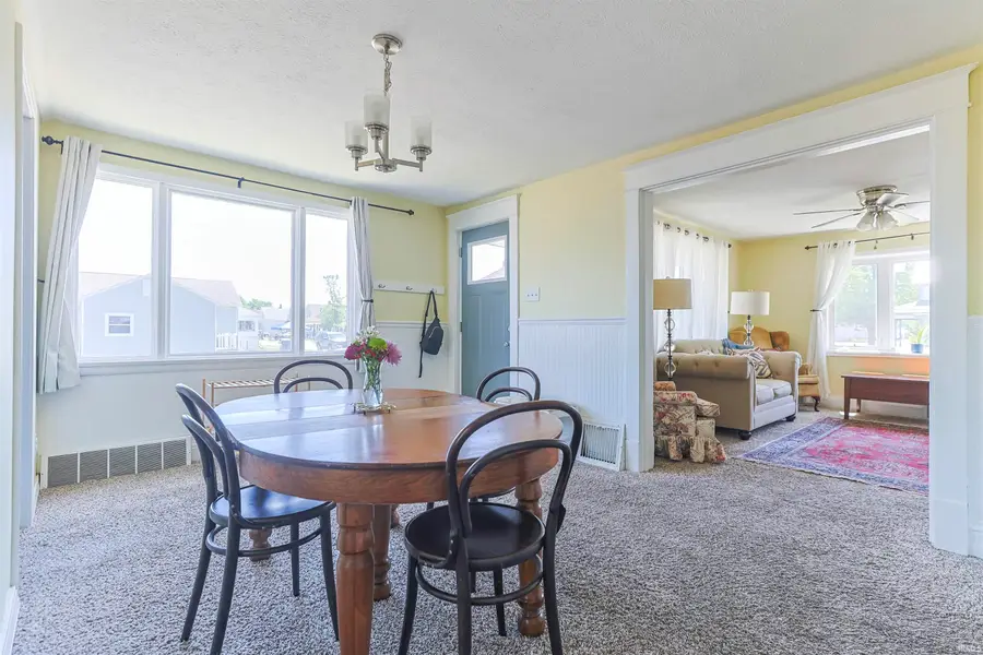 502 W 10th Street, Mishawaka, IN 46544 - #2