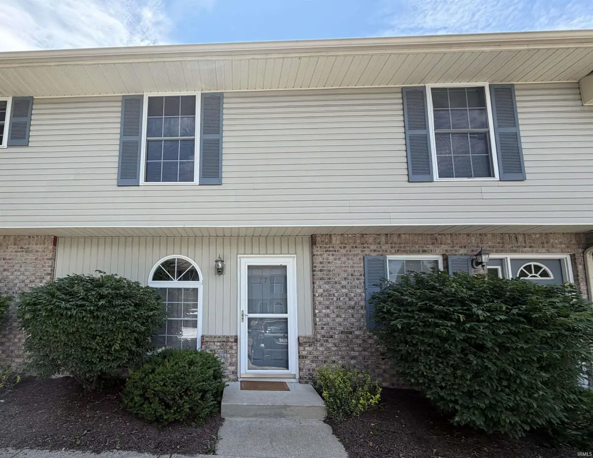 771 E Sherwood Hills Dr, Bloomington, IN 47401 - #1