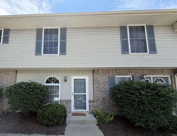 771 E Sherwood Hills Dr, Bloomington, IN 47401