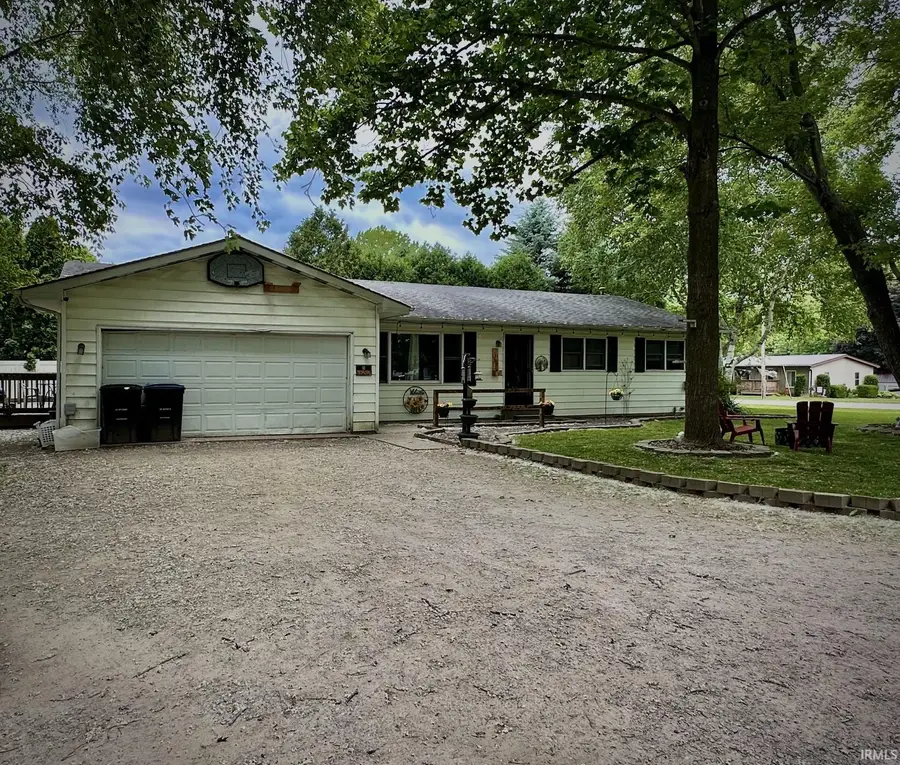 701 W North Street, Fremont, IN 46737 - #2