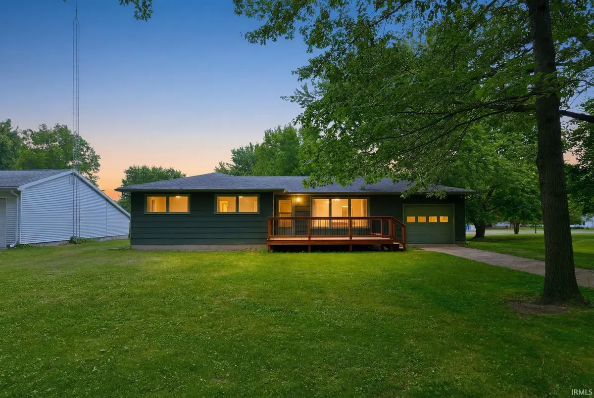 904 W 9th Street, Rochester, IN 46975 - #1