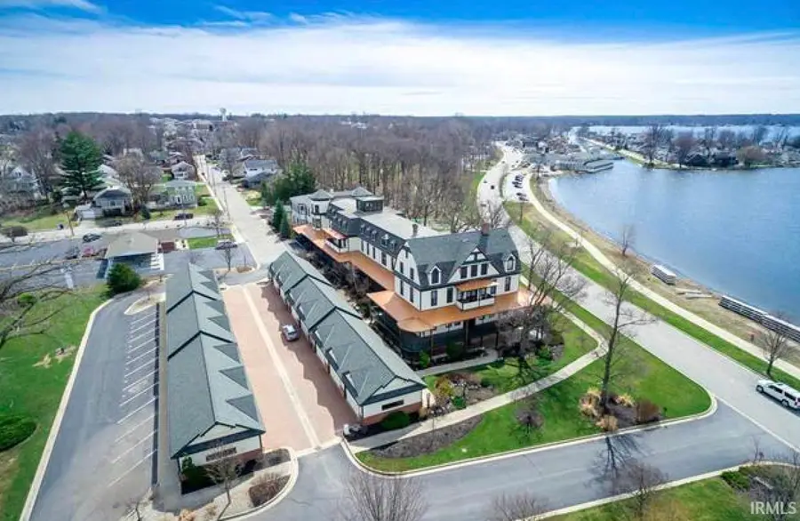 1 Park Avenue #302, Winona Lake, IN 46590 - #2