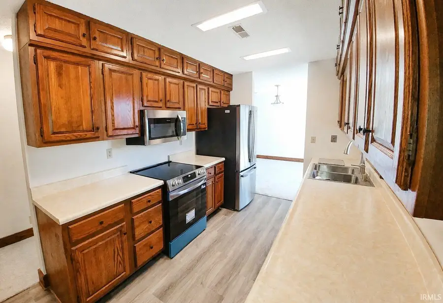 124 E Brice Street, Montpelier, IN 47359 - #2