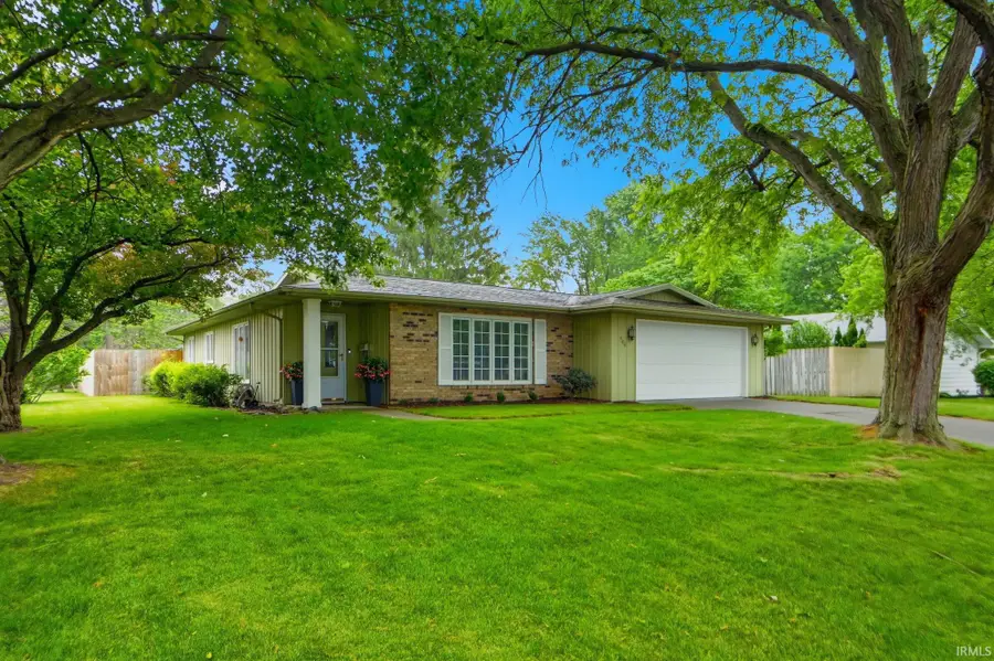 500 Greenbriar Boulevard, Auburn, IN 46706 - #2
