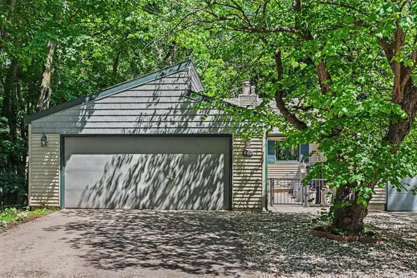 840 Trailridge East, Mishawaka, IN 46544