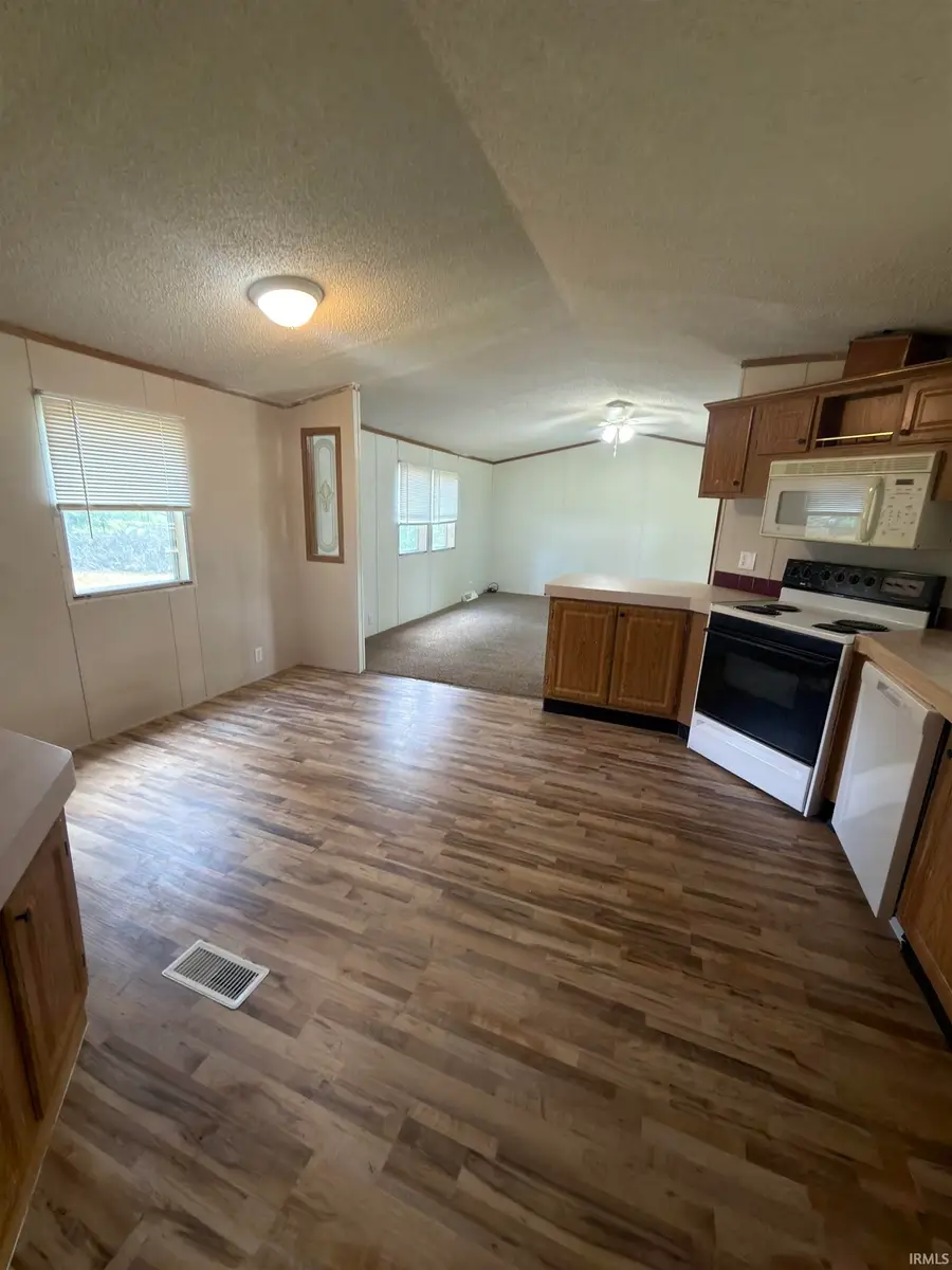 8392 Us Highway 50 Common, Shoals, IN 47581 - #3