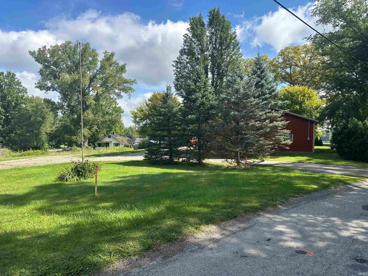 8628 E Koher Road, Syracuse, IN 46567 - #1