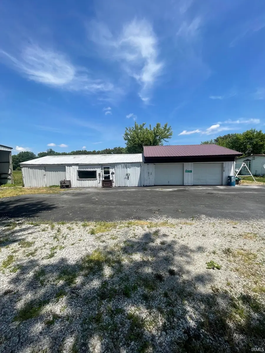 5933 N County Rd 100 E Road, Shelburn, IN 47879 - #3