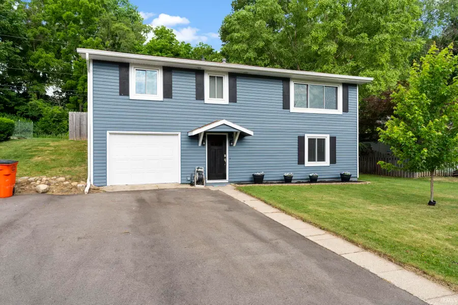 1114 Maxwell Avenue, Monticello, IN 47960 - #2