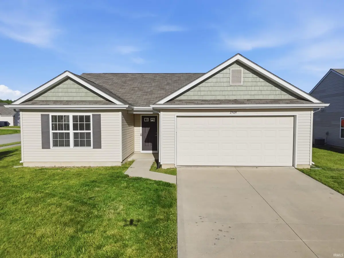 2509 Grand Canyon Corridor, Fort Wayne, IN 46808 - #1