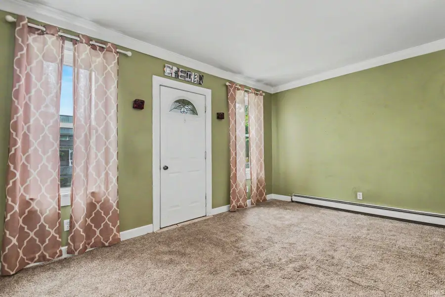 457 E Centennial, Nappanee, IN 46550 - #3