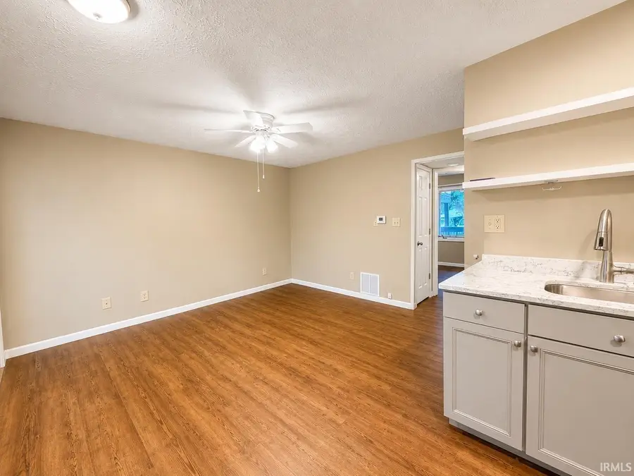 9117 S Pointe Retreat Drive #5, Bloomington, IN 47401 - #3