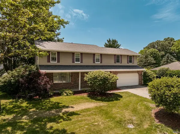 2209 W Woodmont Drive, Muncie, IN 47304
