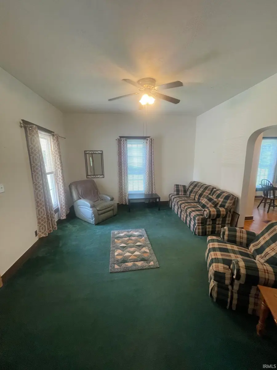 809 N Mason Street, Bicknell, IN 47512 - #3
