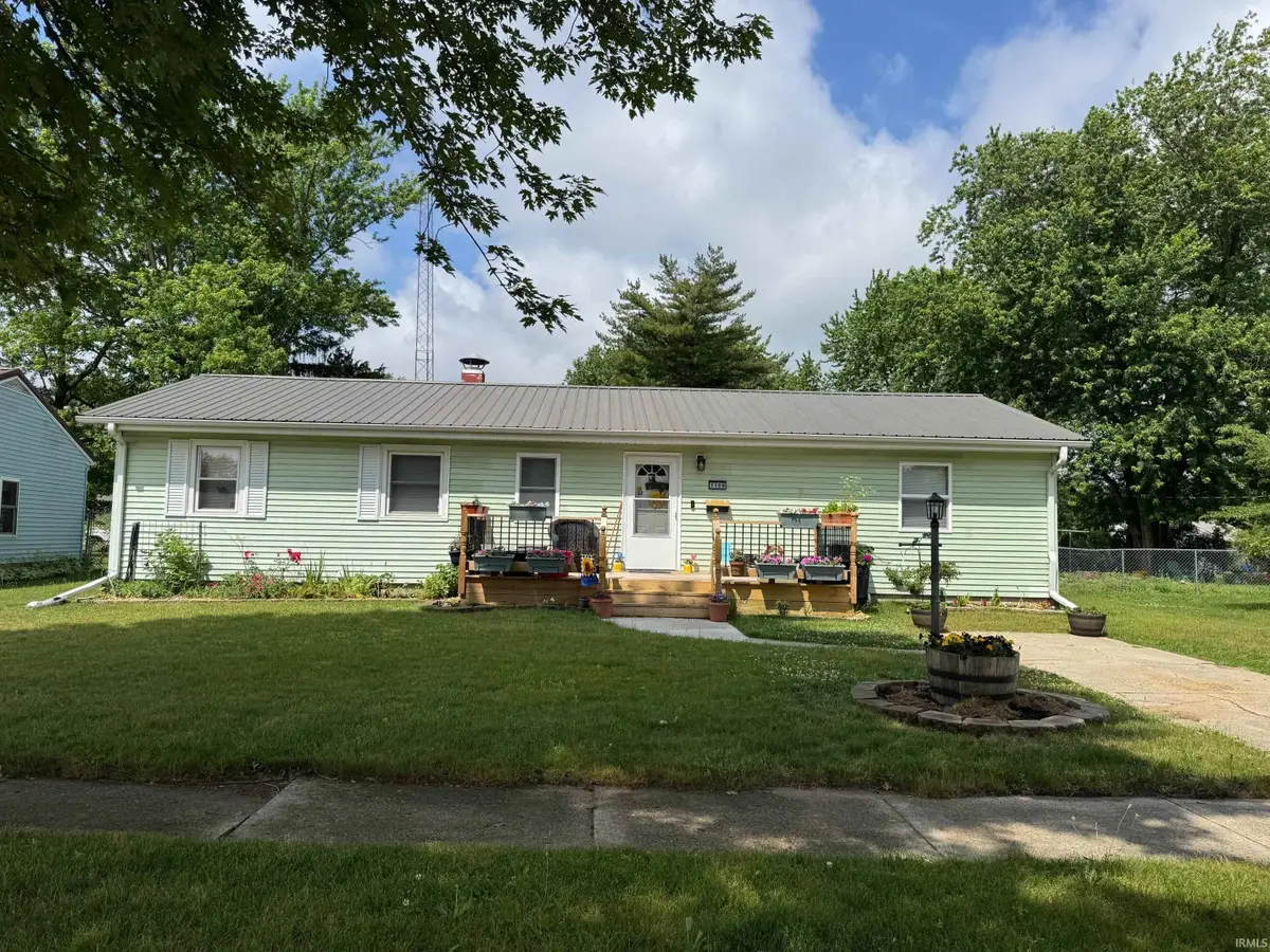 1119 Rochester Boulevard, Rochester, IN 46975 - #1