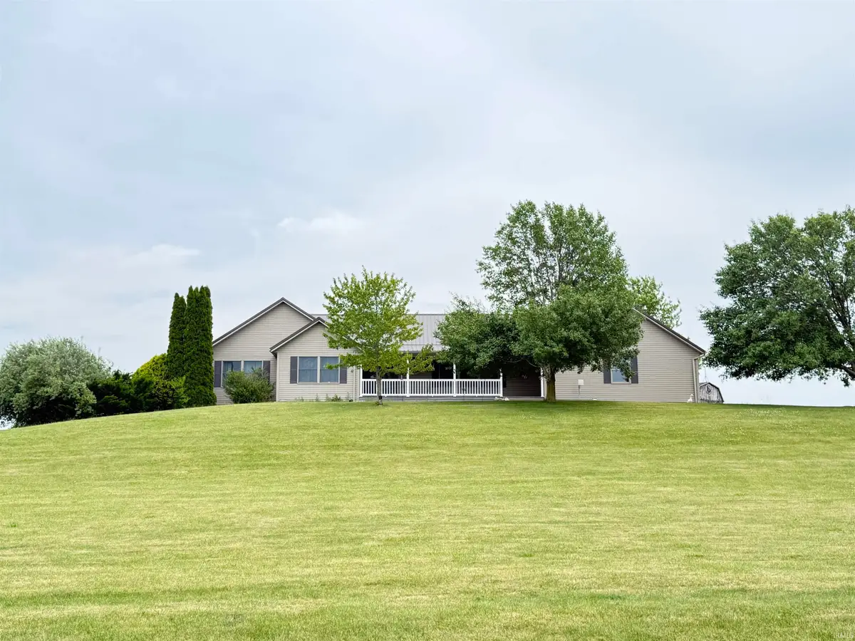 7760 N 450 E, Kendallville, IN 46755 - #1