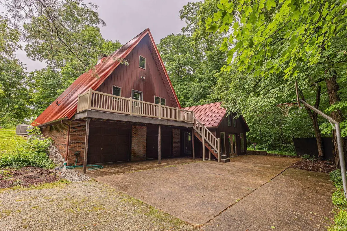 1704 E Maple Drive, Huntingburg, IN 47542 - #1