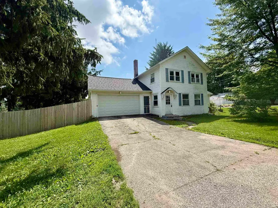131 S Main Street, Etna Green, IN 46524 - #2