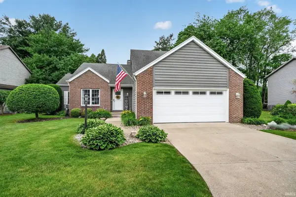 51679 Stoneham Way, Granger, IN 46530