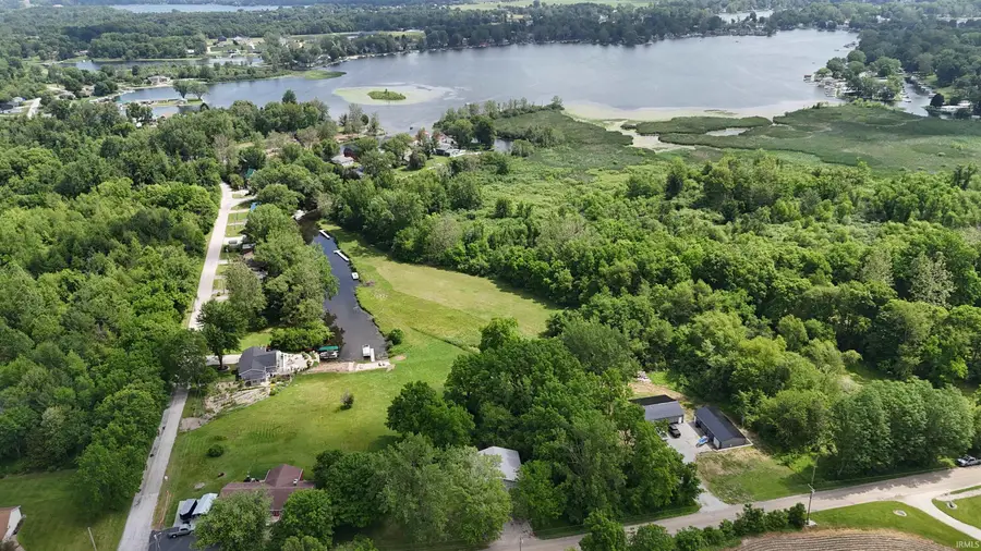5144 E Mckenna Road, Warsaw, IN 46582 - #2