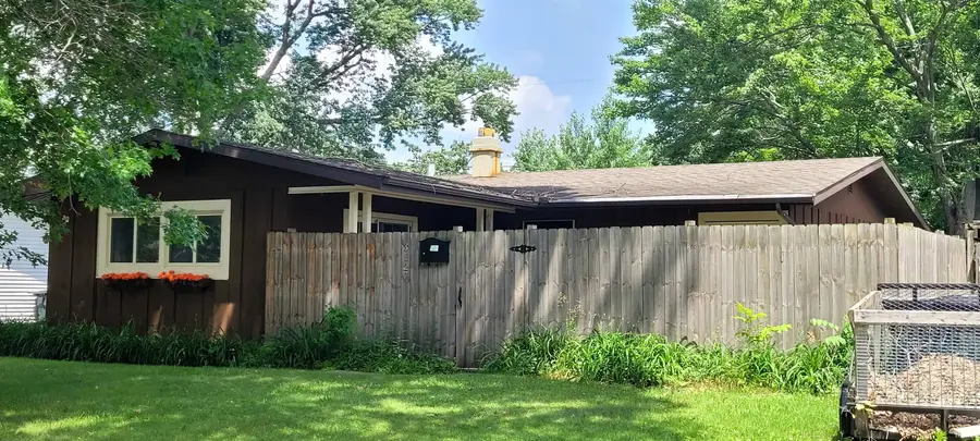 3127 Voll Lane, South Bend, IN 46615 - #2