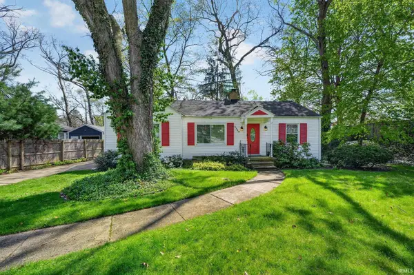 3320 Oakcrest Drive, South Bend, IN 46615