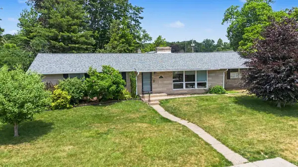 1733 Southwood Avenue, South Bend, IN 46615