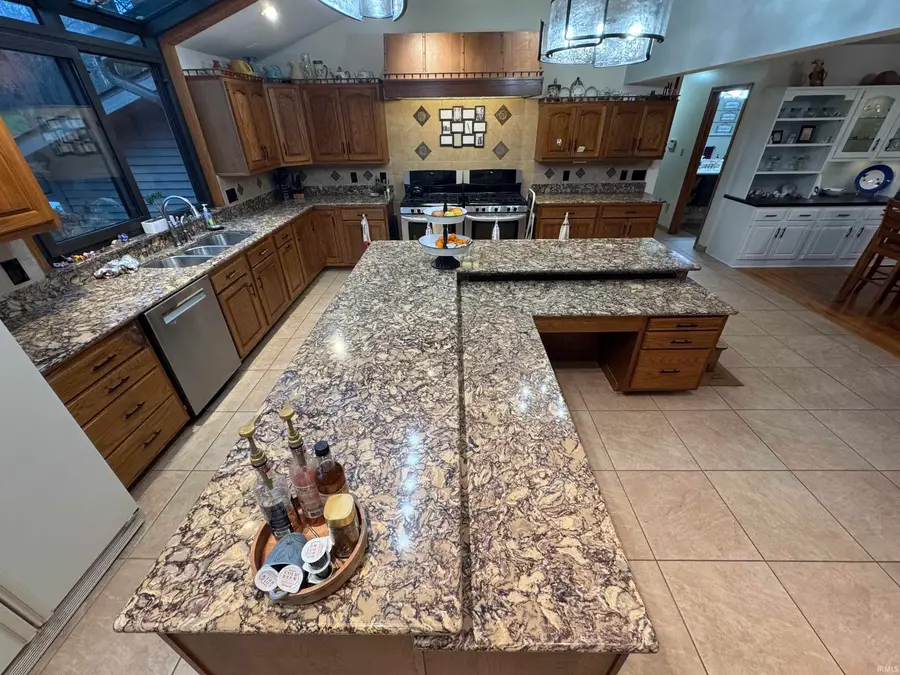 66110 Oak Road, Lakeville, IN 46536 - #3