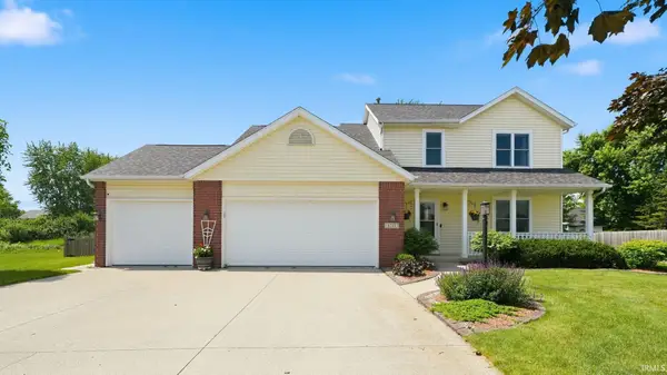 8211 Fallen Pine Court, Fort Wayne, IN 46815
