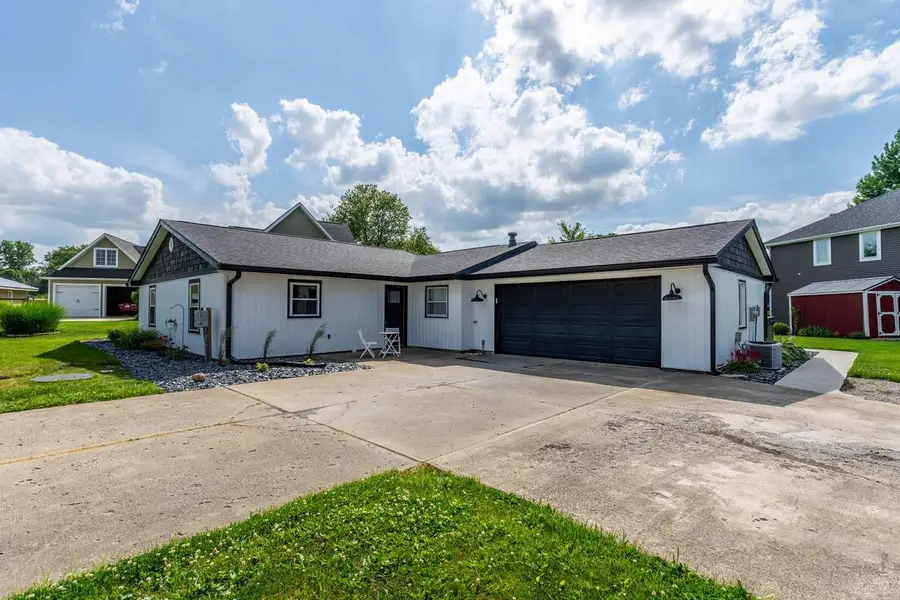 15 Lane 880 Snow Lk, Fremont, IN 46737 - #2