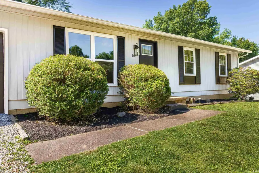 105 Carlisle Court, Chandler, IN 47610 - #2