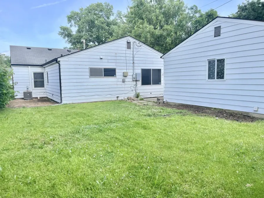 4506 S Colonial Avenue, Fort Wayne, IN 46806 - #3