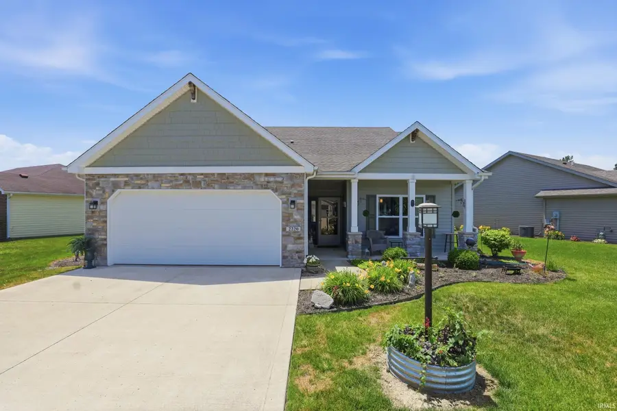 2220 E Whispering Trail, Columbia City, IN 46725 - #2