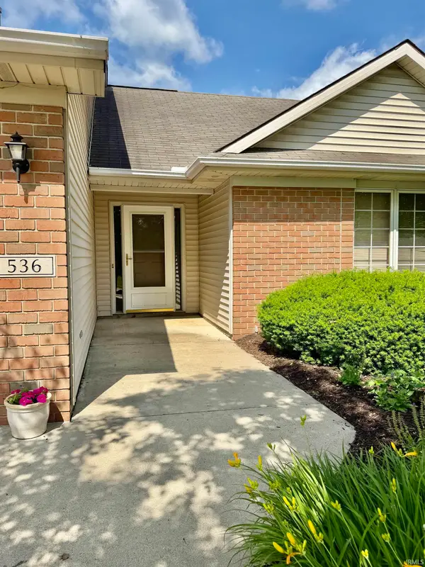 536 Tattersholl Court, Fort Wayne, IN 46804