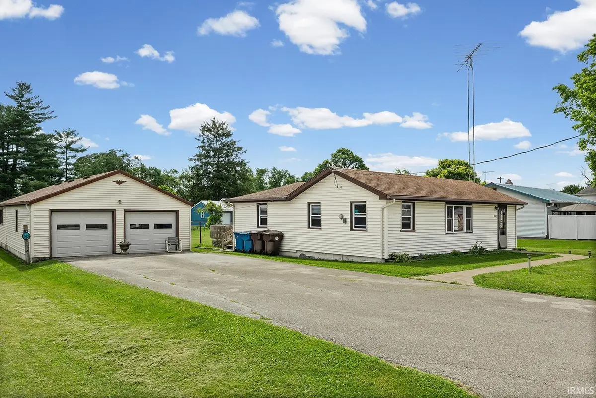 407 N Howard Street, Oxford, IN 47971 - #1